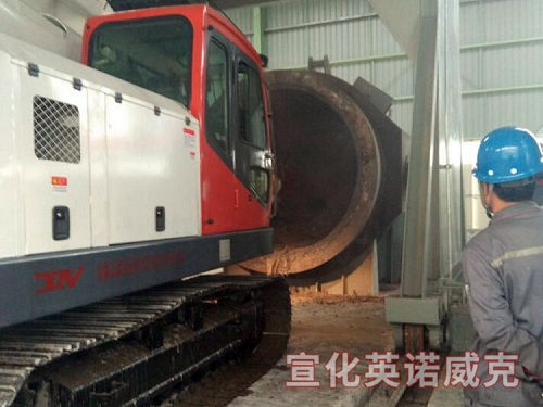 履帶式全液壓拆包機(jī)